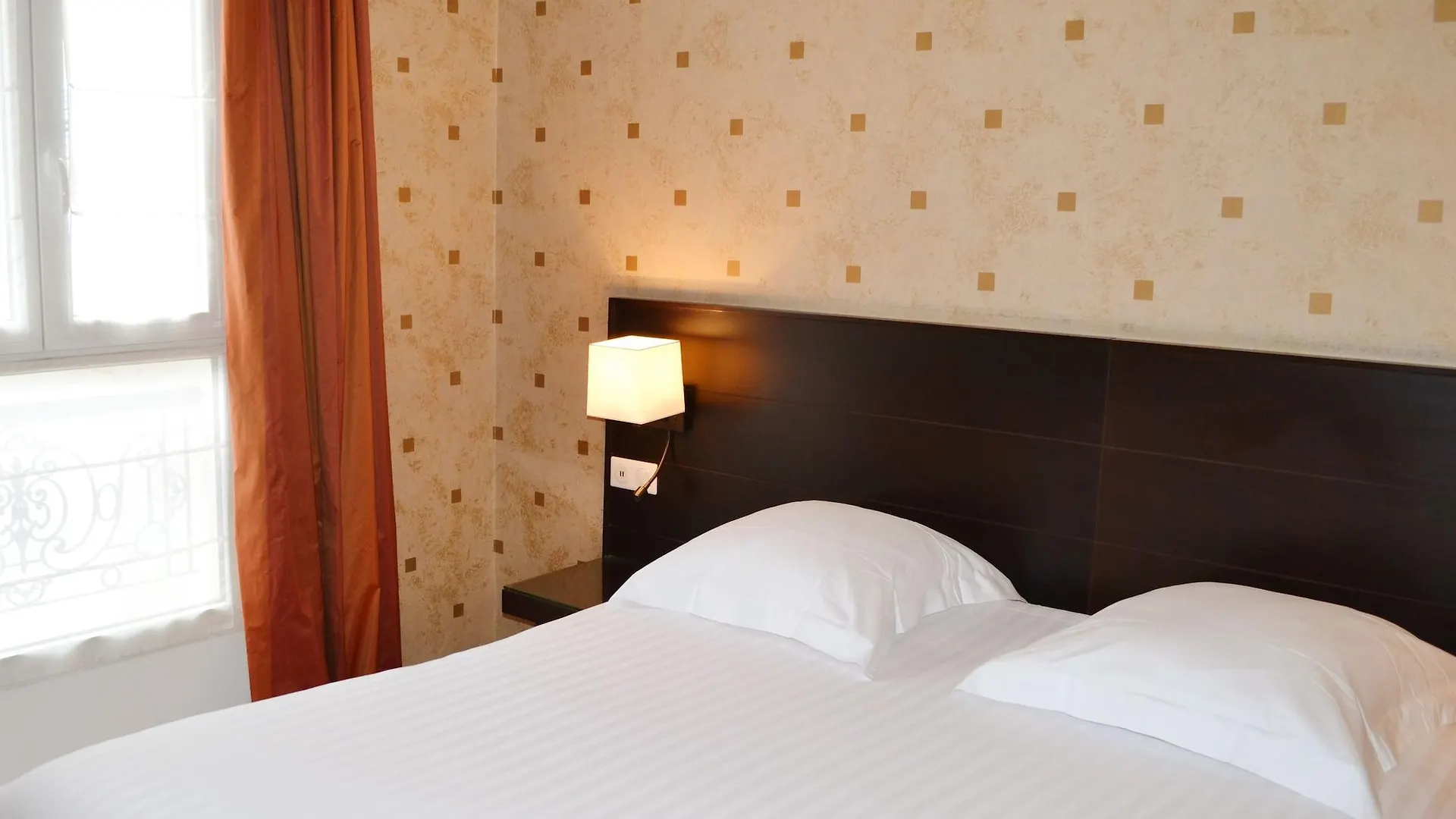 De L'exposition - Tour Eiffel Hotel 3*