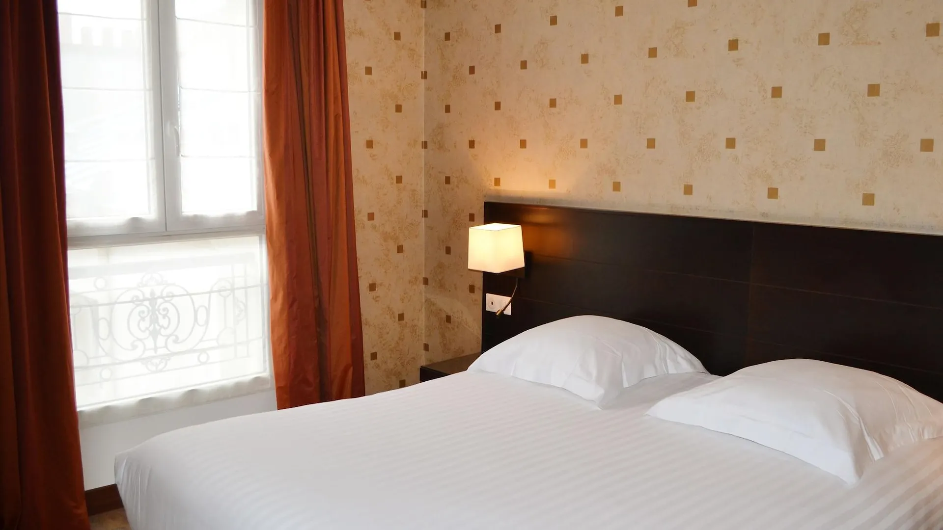 De L'exposition - Tour Eiffel Hotel 3*
